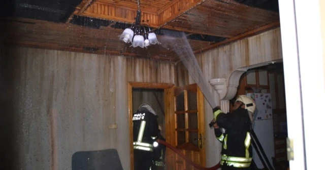 Düğünlerine 3 gün kala evleri yandı