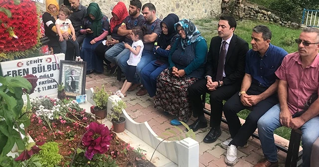 Eren Bülbül mezarı başında anıldı