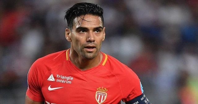 Falcao bilmecesi! Monaco'dan tedirgin eden açıklama