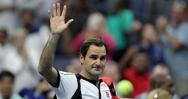 Federer, 100. maçından galibiyetle ayrıldı