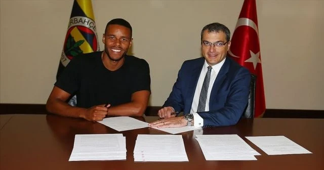 Fenerbahçe bir transferi daha açıkladı