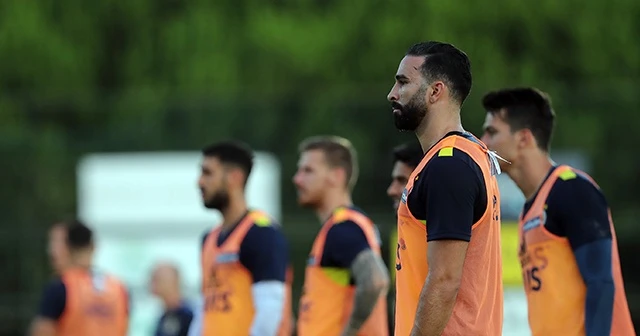 Fenerbahçe'de Adil Rami ilk antrenmanına çıktı