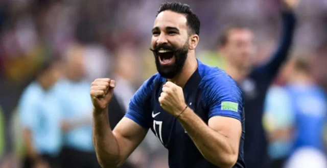 Fenerbahçe yeni transferini duyurdu: Bugün Türkiye'ye geliyor
