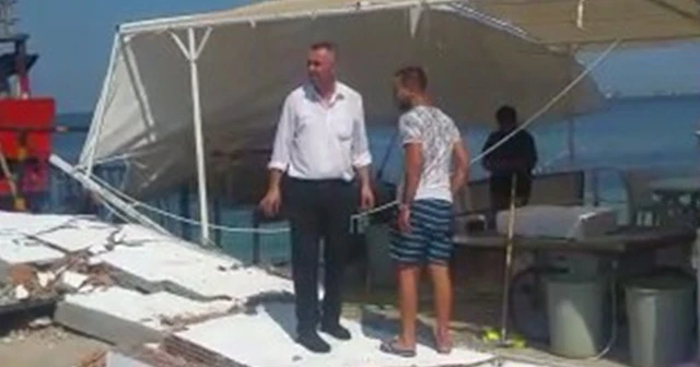 Feribot iskeleye çarptı!