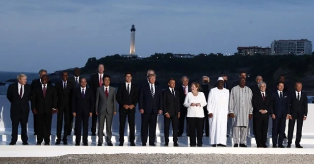 G7 liderleri aile fotoğrafı çektirdi