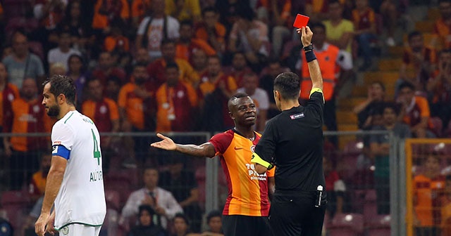 Galatasaray’da 2 haftada 2 kırmızı kart