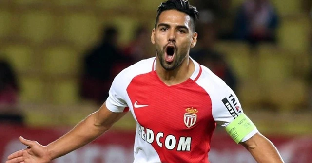 Galatasaray'da gözler KAP'ta! Falcao her an açıklanabilir