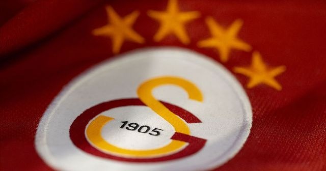 Galatasaray&#039;dan transfer açıklaması