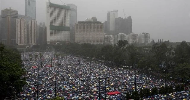 Hong Kong'da diyalog platformu kurulacak