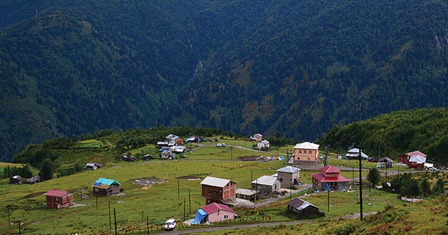 İstanbul&#039;dan Rize&#039;ye tatile giden gruptan haber alınamıyor