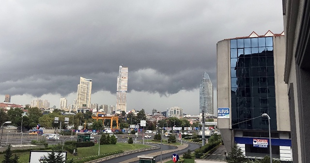 İstanbul&#039;da beklenen yağış başladı