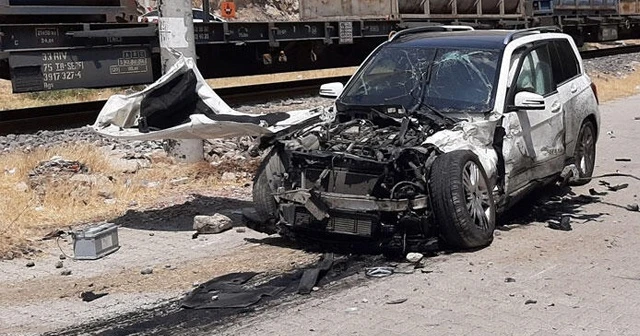 Kahramanmaraş'ta hemzemin geçitte kaza: 5 yaralı