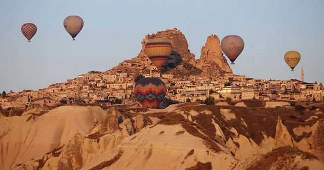 Kapadokya’da sıcak hava balon turları iptal edildi