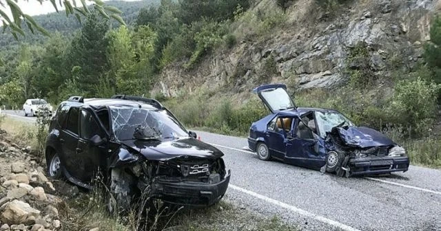 Karabük&#039;te trafik kazası: Çok sayıda yaralı var