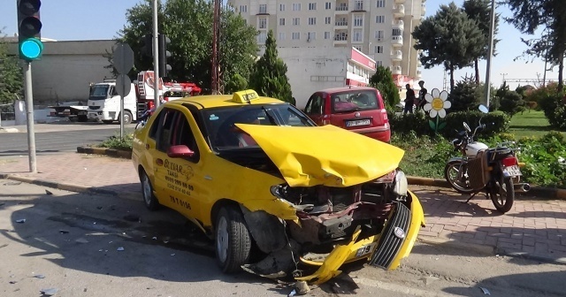 Kilis&#039;te trafik kazası: 5 yaralı