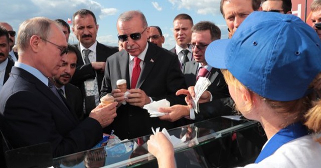 Putin&#039;den Cumhurbaşkanı Erdoğan&#039;a dondurma ikramı