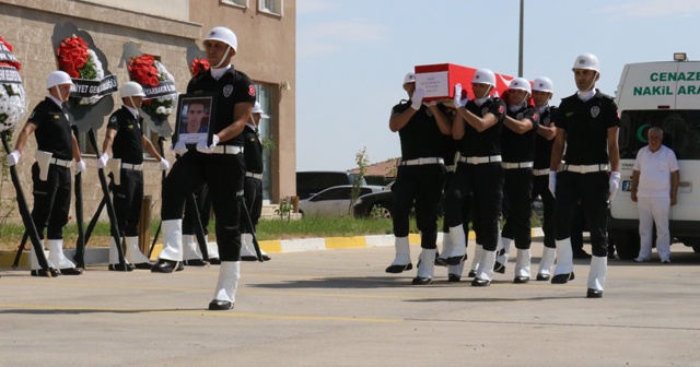 Şehit özel harekat polisi memleketine uğurlandı