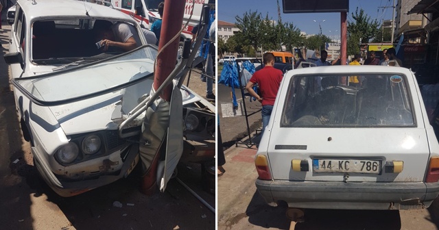 Siverek’te otomobil elektrik direğine çarptı: 4 yaralı