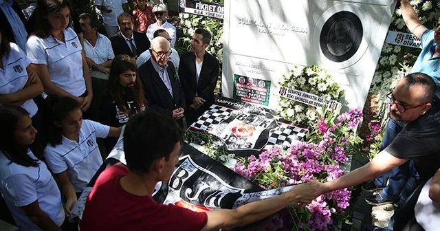Süleyman Seba mezarı başında anıldı