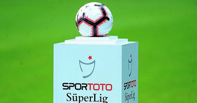 Süper Lig&#039;de ilk haftanın hakemleri açıklandı