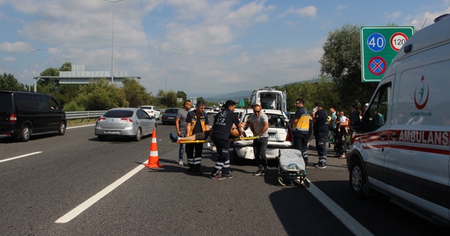 TEM Otoyolunda kazalar nedeniyle trafik durma noktasına geldi