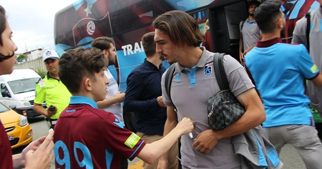 Trabzonspor Prag’a tur için uçtu