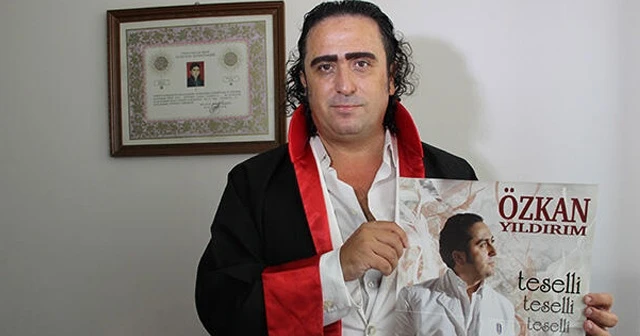 Türkücü olmak için hakimliği bıraktı