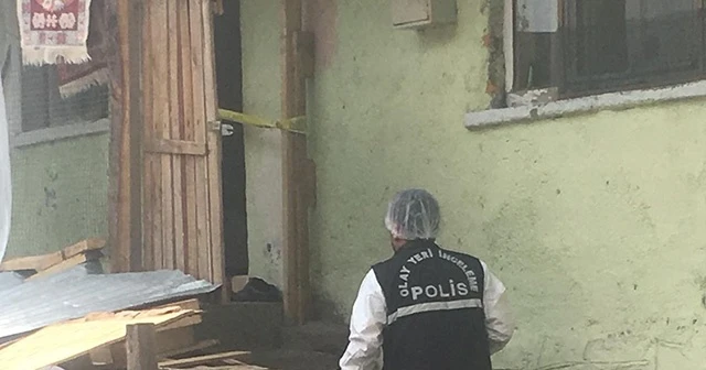 Üvey babasını silahla yaraladı