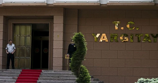 Yargıtay 'edepsiz' için verilen cezayı bozdu