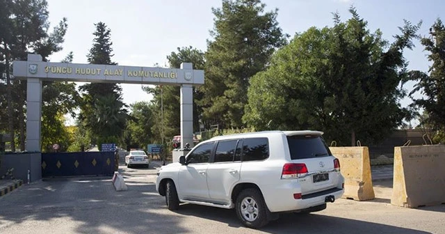 ABD'li komutanlar Akçakale'den ayrıldı