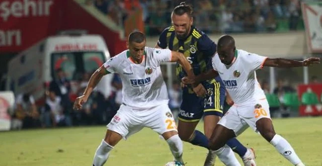 Alanyaspor'dan Fenerbahçe'nin kural hatası başvurusuyla ilgili açıklama
