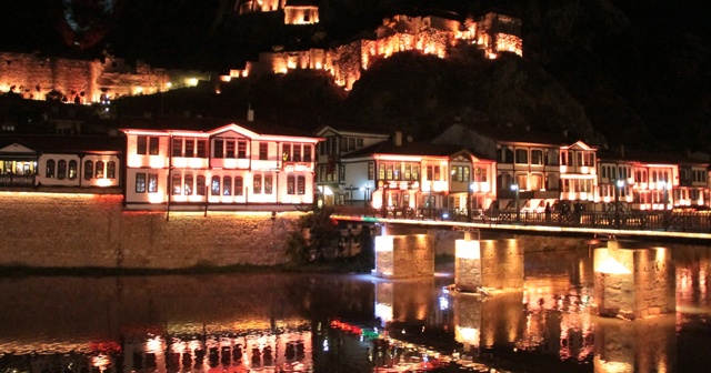 Amasya turuncuya büründü