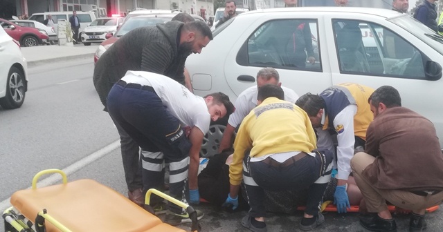 Bafra&#039;da trafik kazası: 3 yaralı