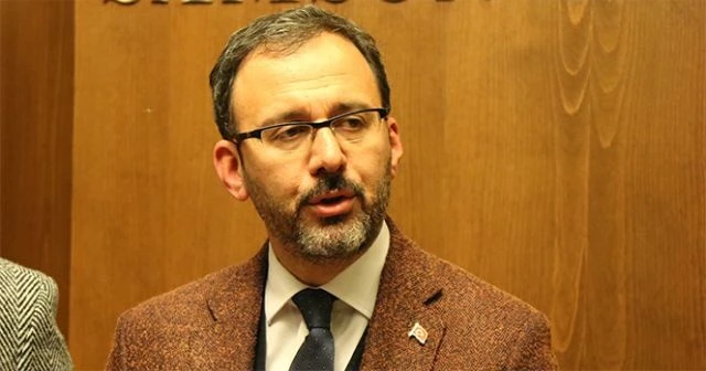 Bakan Kasapoğlu'ndan Taha Akgül'e tebrik mesajı