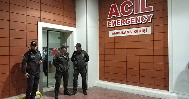 Bıçaklı saldırıya uğrayan 17 yaşındaki genç hayatını kaybetti