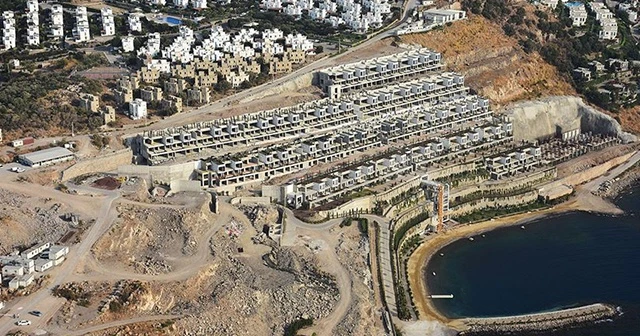 Bodrum'da rezidans ve villa inşaatındaki yıkımı bakanlık devraldı