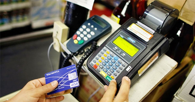 Çalınan kredi kartından yapılan alışverişten banka sorumlu
