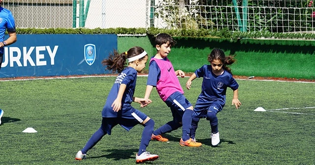 Dünya yıldızı Neymar 2. sırada, birinci sırada ise o var