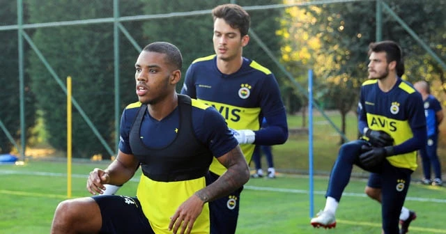 Emre, Moses ve Isla takımdan ayrı çalıştı