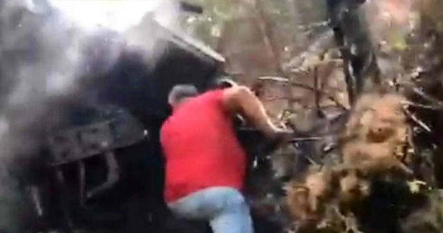 Feci kaza! 3 kişi yanarak öldü...