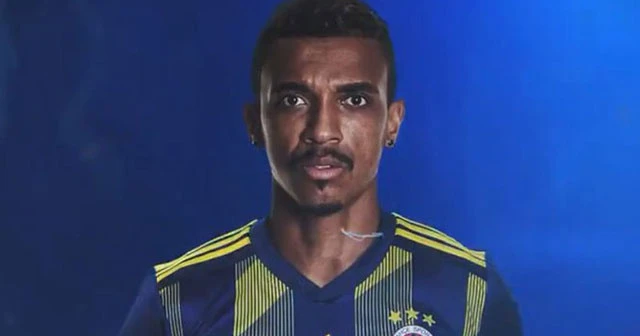 Fenerbahçe, Luiz Gustavo'yu KAP'a bildirdi