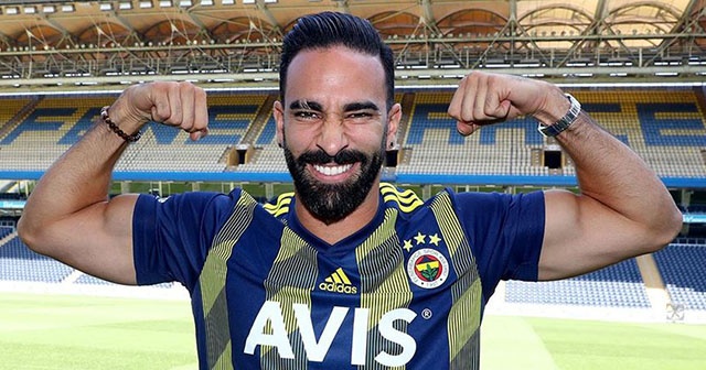 Fenerbahçeli futbolcu Adil Rami: Fenerbahçe ile şampiyonluk yaşamak istiyorum