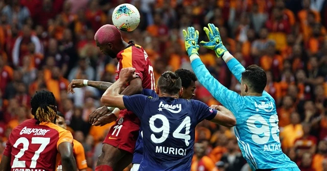 Futbolseverler gollü derbilere hasret kaldı