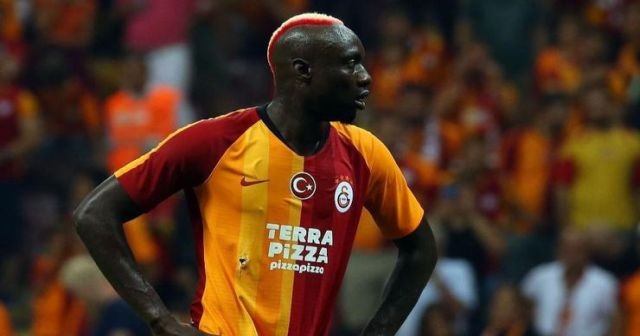 Galatasaray&#039;la yollarını ayırması beklenen Mbaye Diagne&#039;nin tam 5 talibi var