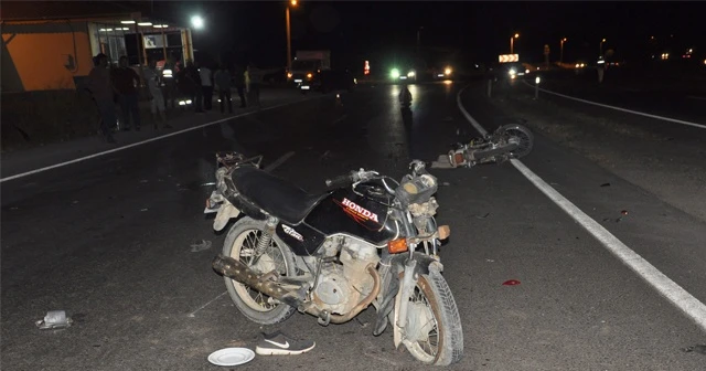 Gaziantep&#039;te motosikletler çarpıştı: 1 ölü, 4 yaralı