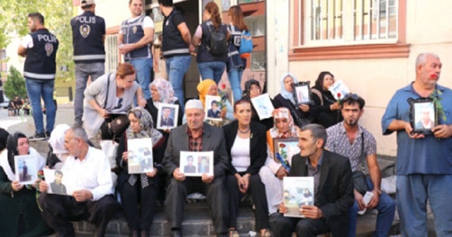 HDP önündeki çığlık ülke sınırlarını aştı, İranlı annelere umut oldular