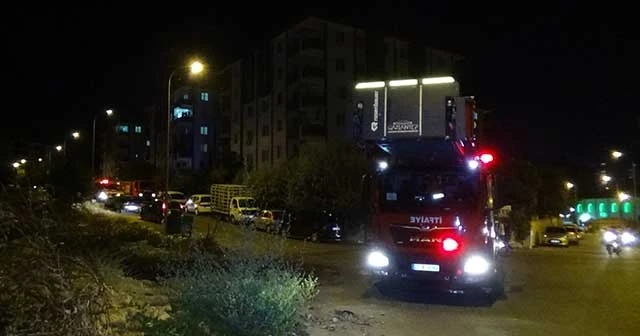 İçtiği sigara evi yaktı, yanarak ölmekten komşuları kurtardı