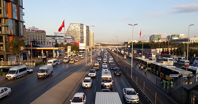 İstanbul’da okul trafiği yoğunluğu