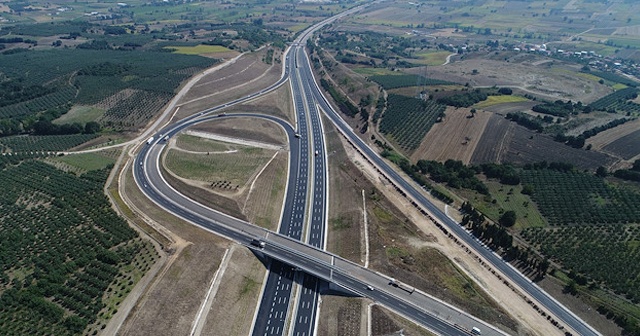 İstanbul-İzmir Otoyolu&#039;ndan 35 milyon araç geçti