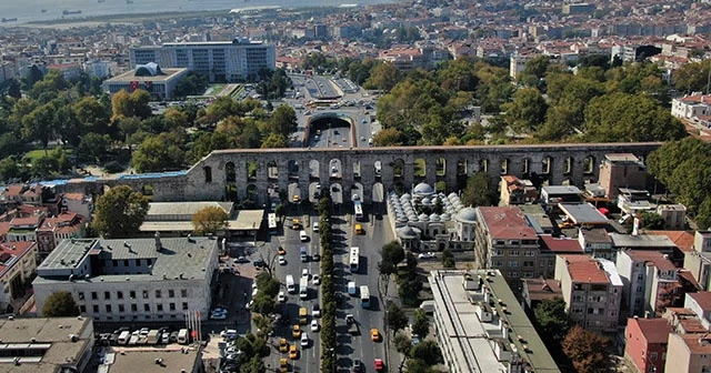 İstanbul'un göbeğinde tarihi buluntulara ulaşıldı